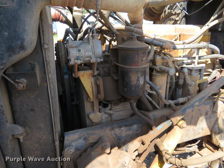 image for item DE6368 2000 Peterbilt 378 vacuum truck