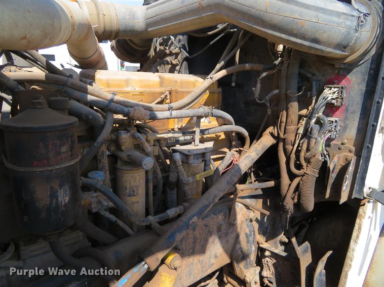 image for item DE6368 2000 Peterbilt 378 vacuum truck