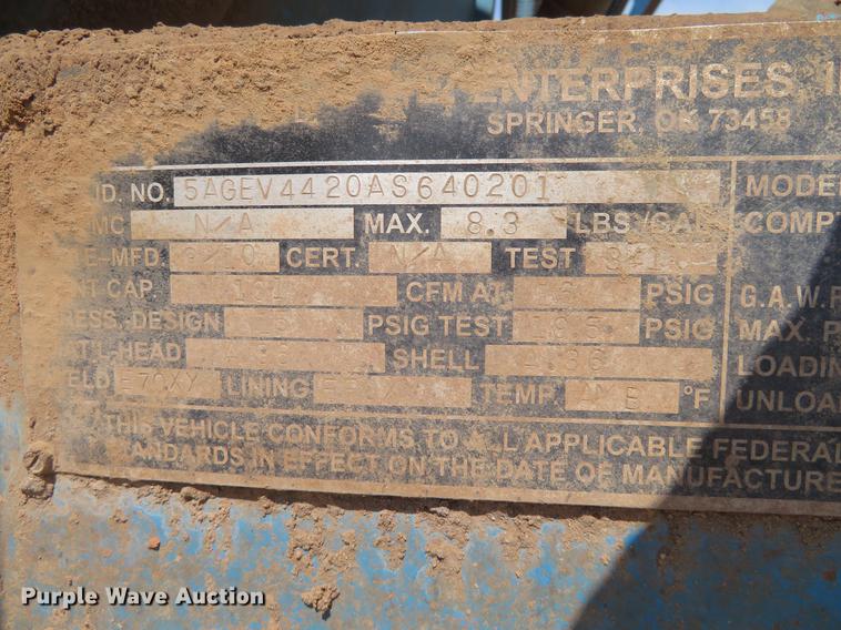 image for item DE6371 2010 VE EV-130 tank trailer