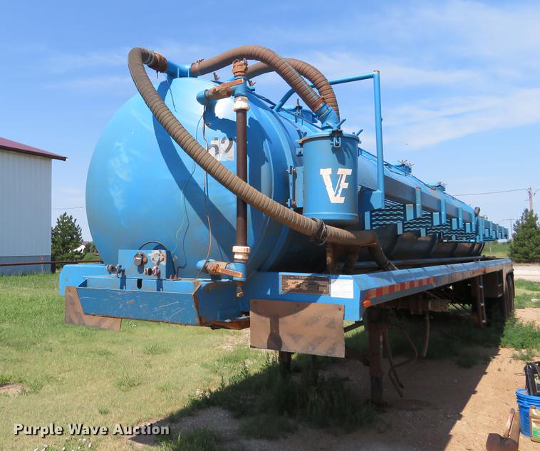 image for item DE6372 2009 VE EV-130 tank trailer