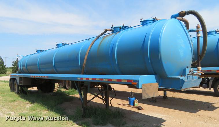 image for item DE6372 2009 VE EV-130 tank trailer