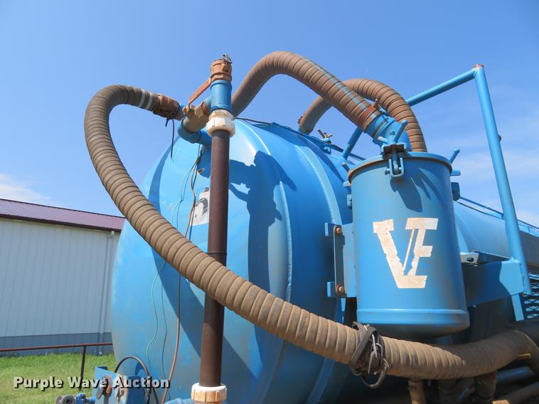 image for item DE6372 2009 VE EV-130 tank trailer