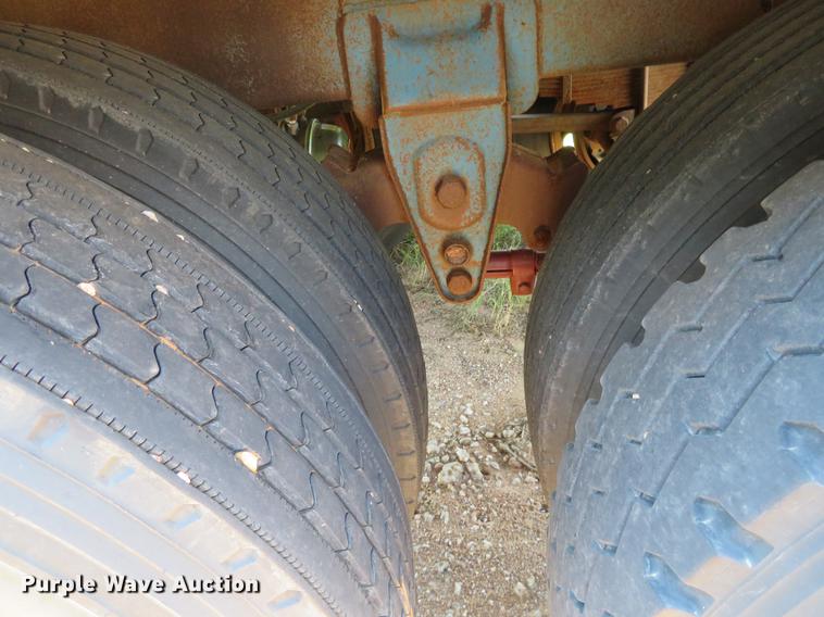 image for item DE6372 2009 VE EV-130 tank trailer