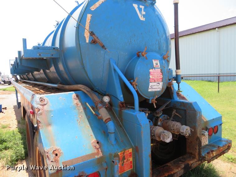 image for item DE6372 2009 VE EV-130 tank trailer