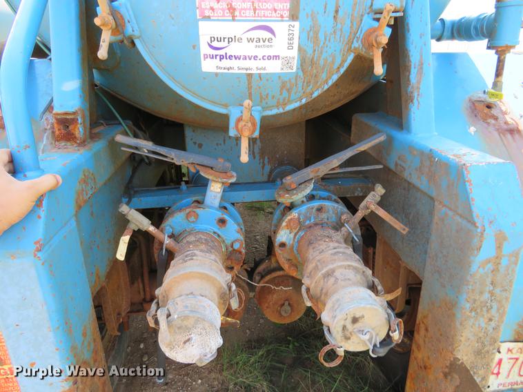 image for item DE6372 2009 VE EV-130 tank trailer