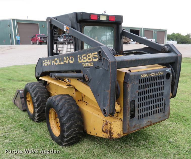 image for item DE6385 1995 New Holland LX885 skid steer