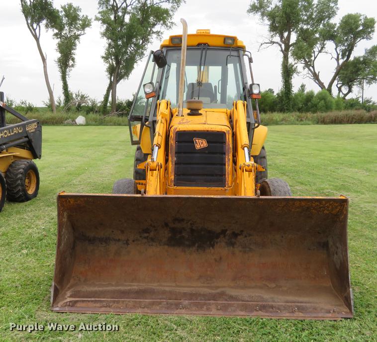 image for item DE6386 JCB 214 Series II backhoe