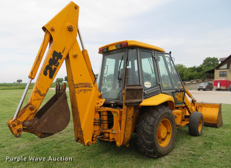 image for item DE6386 JCB 214 Series II backhoe