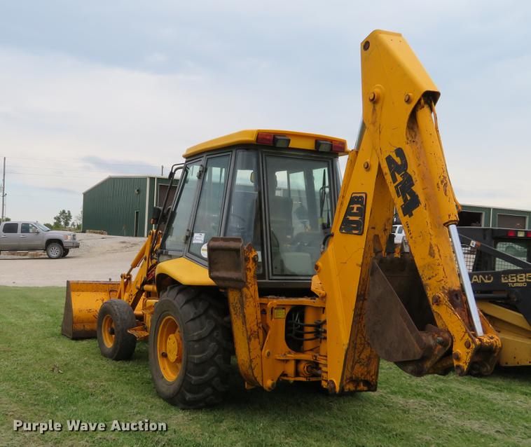 image for item DE6386 JCB 214 Series II backhoe