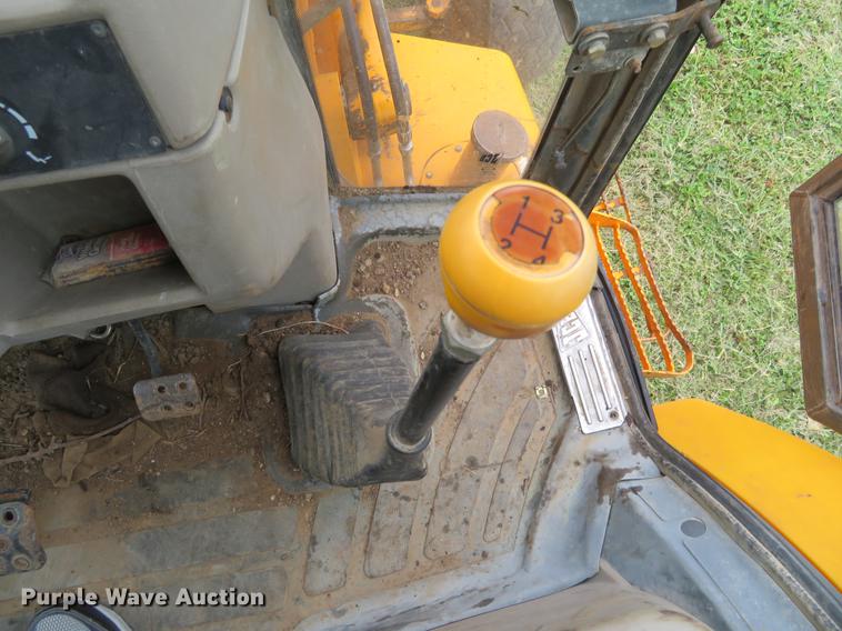 image for item DE6386 JCB 214 Series II backhoe