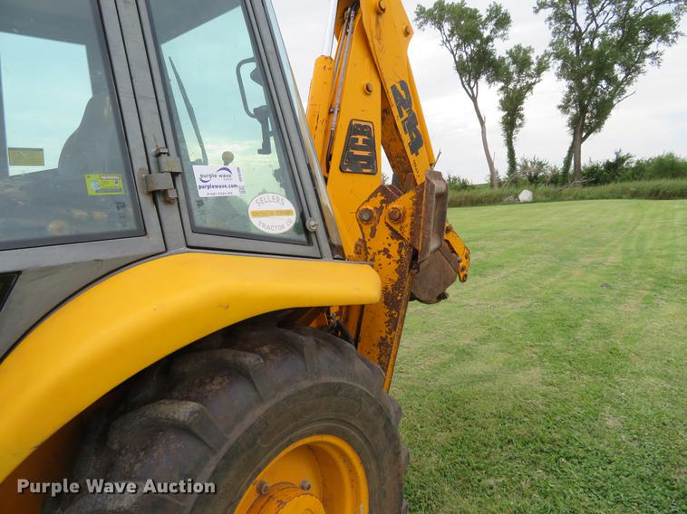 image for item DE6386 JCB 214 Series II backhoe