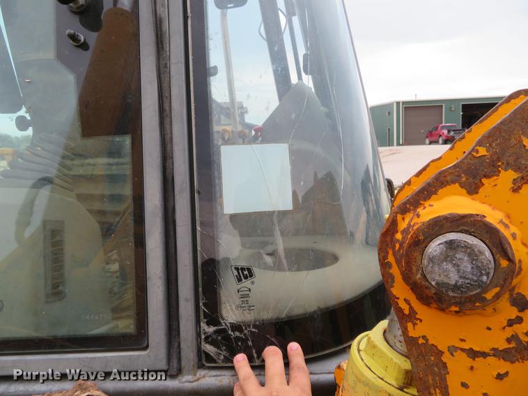 image for item DE6386 JCB 214 Series II backhoe