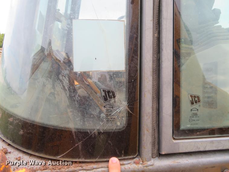 image for item DE6386 JCB 214 Series II backhoe