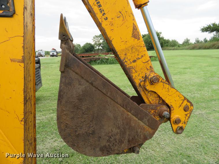 image for item DE6386 JCB 214 Series II backhoe