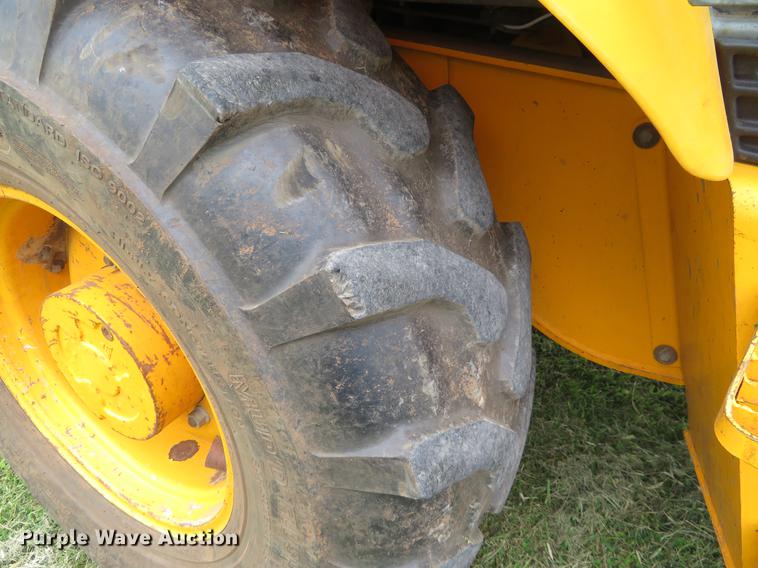 image for item DE6386 JCB 214 Series II backhoe