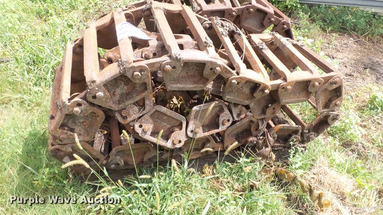 image for item DF4321 Grouser skid steer tracks
