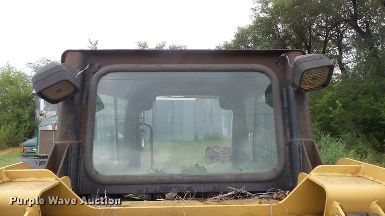 image for item DF4325 2003 Caterpillar 277 skid steer