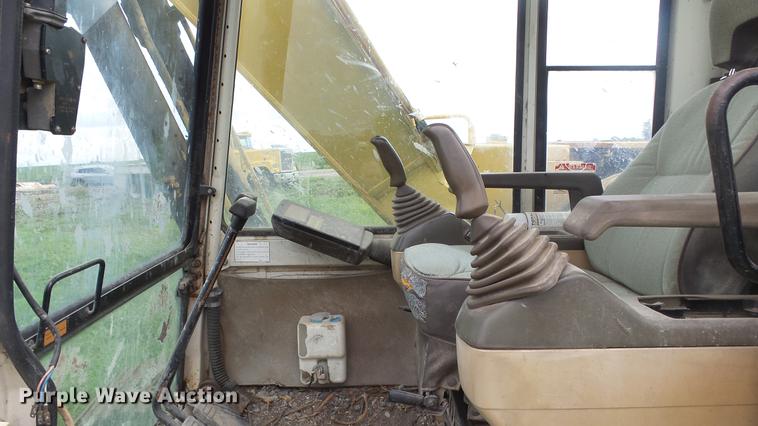 image for item DF4328 1995 Komatsu PC150-5 excavator