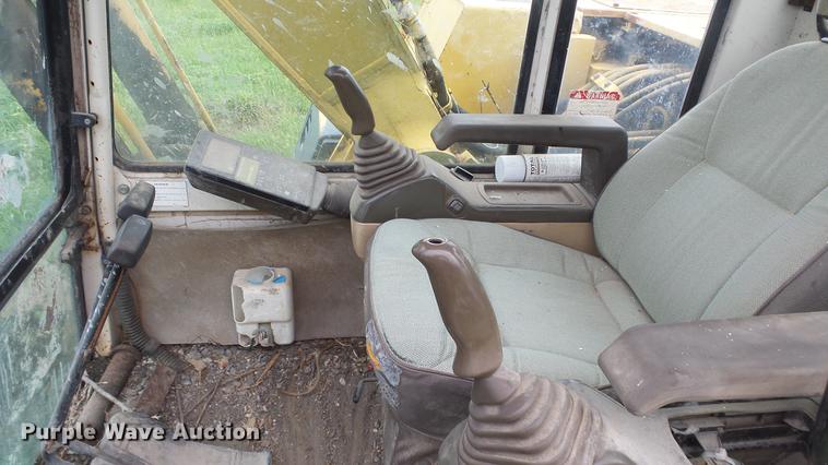 image for item DF4328 1995 Komatsu PC150-5 excavator