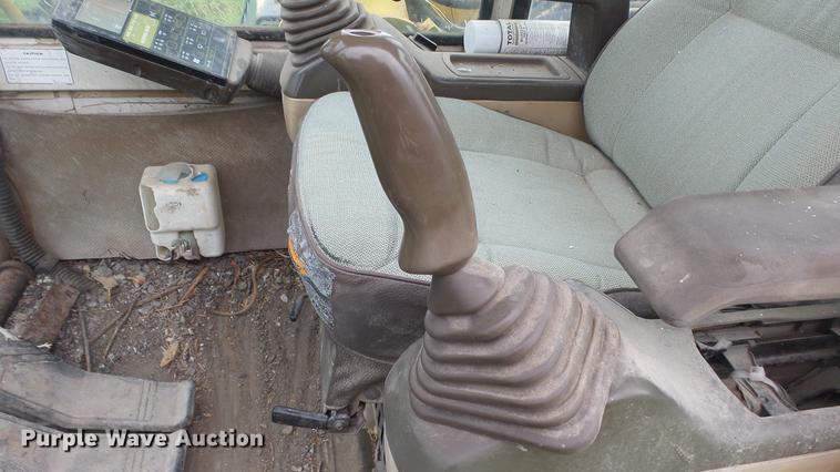 image for item DF4328 1995 Komatsu PC150-5 excavator