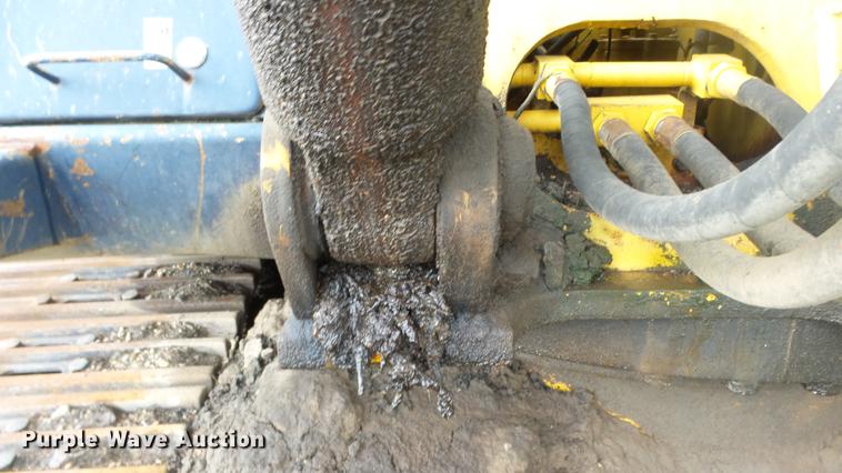 image for item DF4328 1995 Komatsu PC150-5 excavator