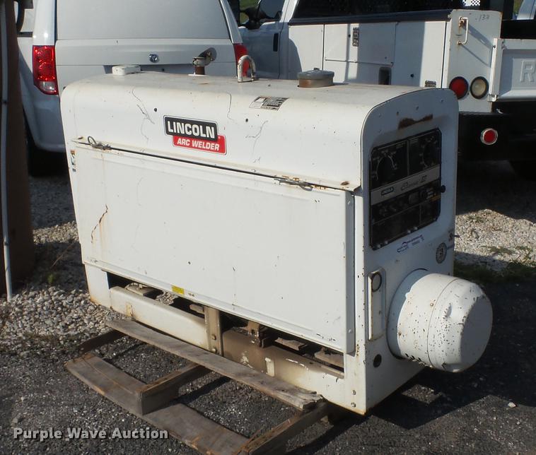 image for item DM9892 Lincoln SA300-TM27 Classic III welder/generator