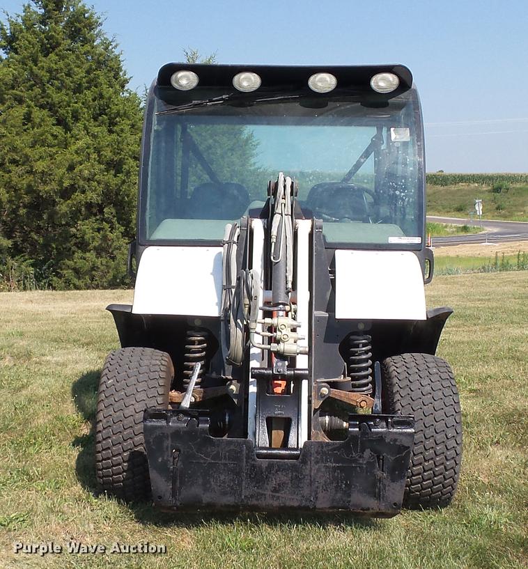 image for item DM9909 2007 Bobcat Toolcat 5600 utility work machine