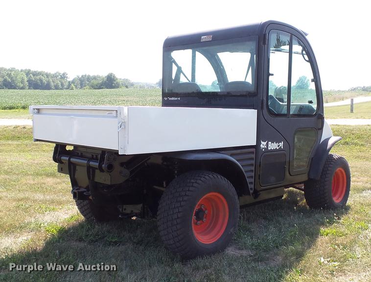image for item DM9909 2007 Bobcat Toolcat 5600 utility work machine