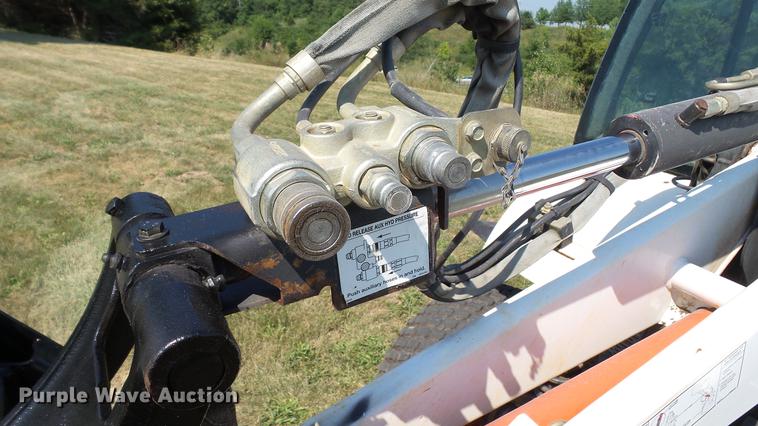 image for item DM9909 2007 Bobcat Toolcat 5600 utility work machine