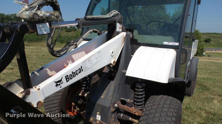 image for item DM9909 2007 Bobcat Toolcat 5600 utility work machine