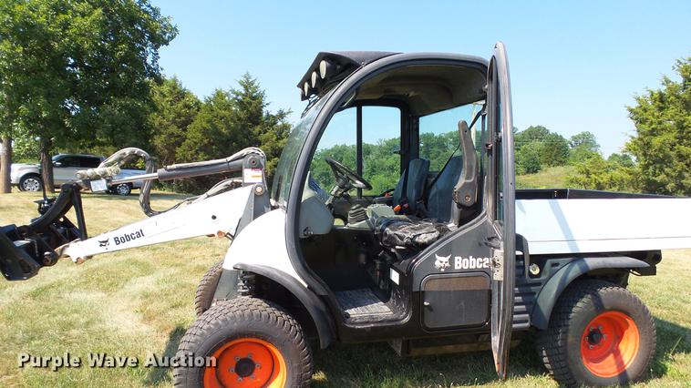 image for item DM9909 2007 Bobcat Toolcat 5600 utility work machine