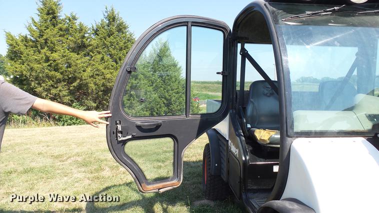 image for item DM9909 2007 Bobcat Toolcat 5600 utility work machine