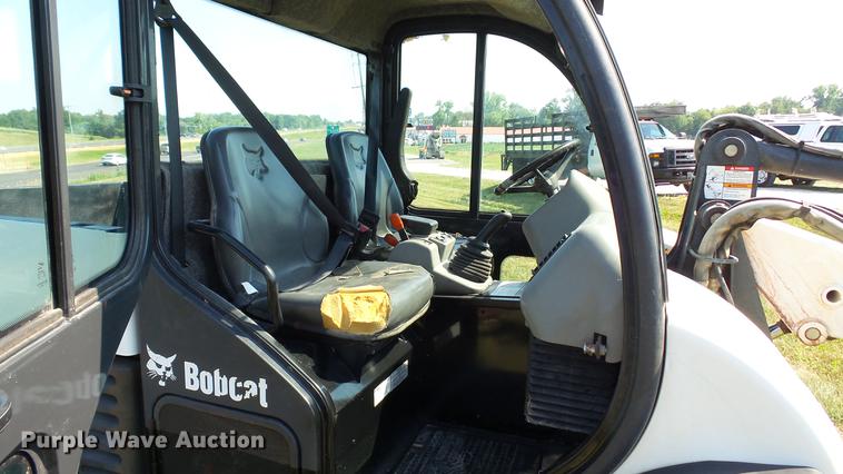 image for item DM9909 2007 Bobcat Toolcat 5600 utility work machine