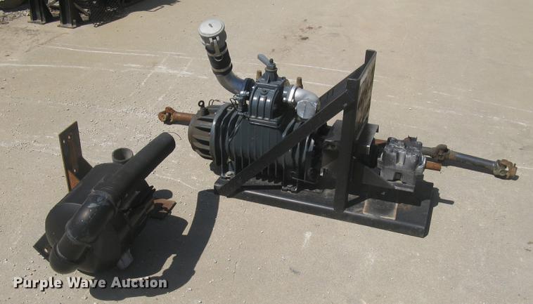 image for item DQ9748 Jurop R260D vacuum pump