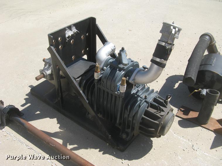 image for item DQ9748 Jurop R260D vacuum pump