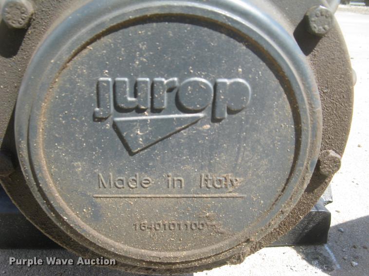 image for item DQ9748 Jurop R260D vacuum pump