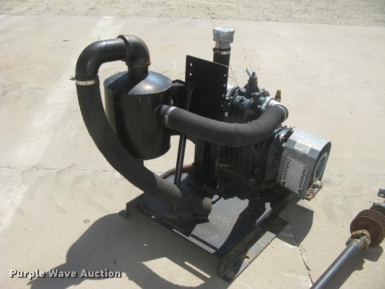 image for item DQ9749 Jurop R260D vacuum pump