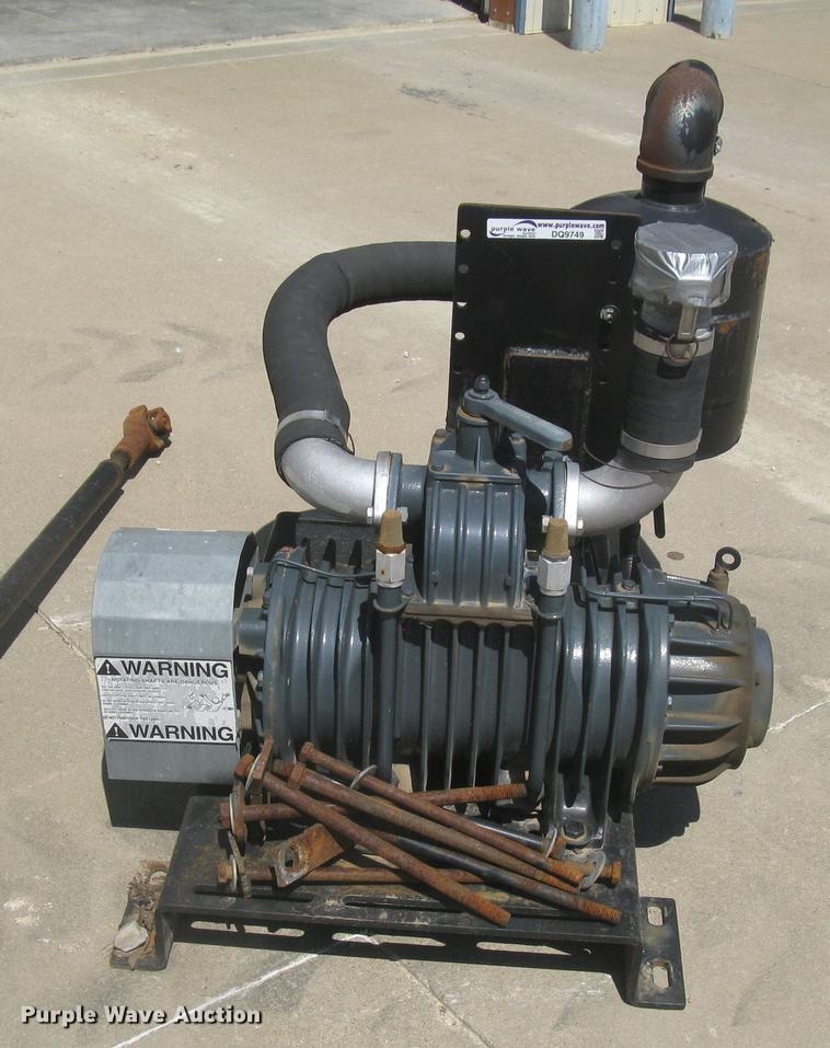 image for item DQ9749 Jurop R260D vacuum pump