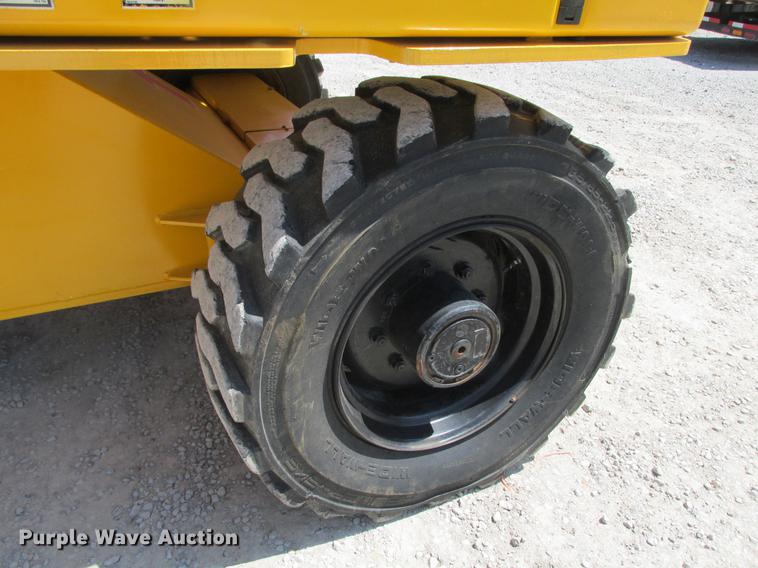 image for item DX9450 2005 Haulotte HB68J boom lift