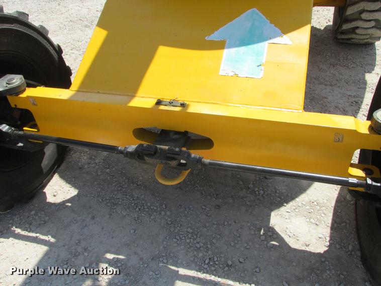 image for item DX9450 2005 Haulotte HB68J boom lift