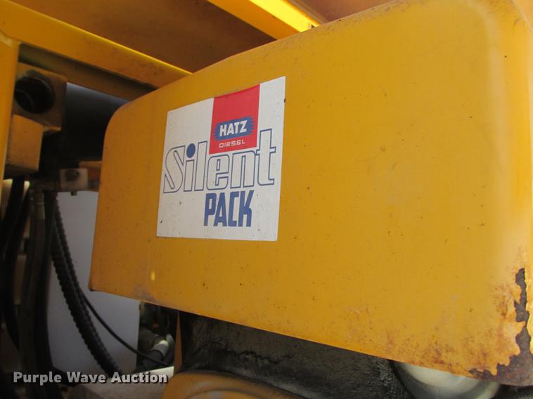 image for item DX9450 2005 Haulotte HB68J boom lift