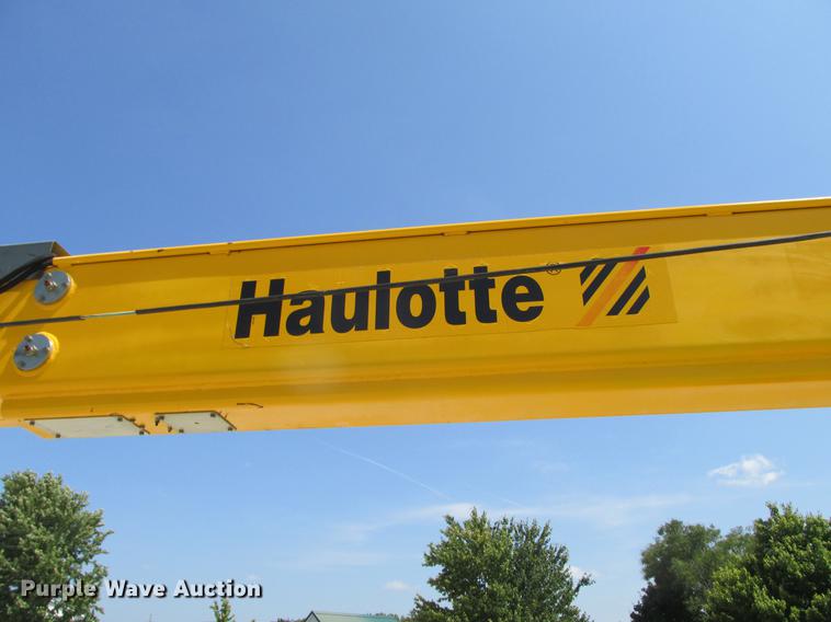 image for item DX9450 2005 Haulotte HB68J boom lift