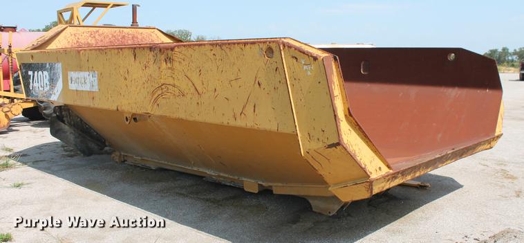 image for item DZ9978 Caterpillar 740B haul truck bed