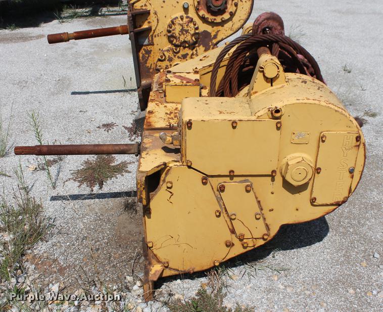 image for item DZ9979 Hyster dozer winch