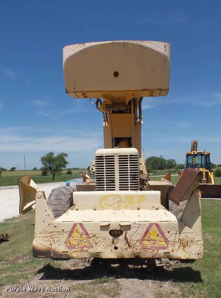 image for item DZ9980 Galion KC10 crane