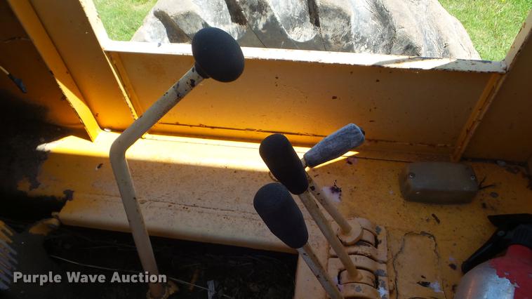 image for item DZ9980 Galion KC10 crane