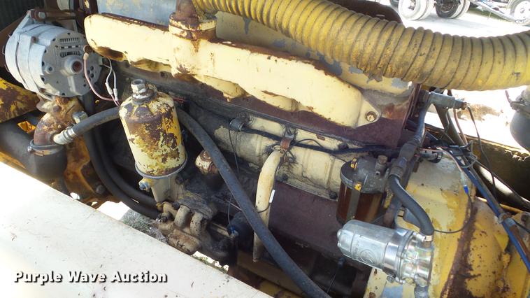 image for item DZ9980 Galion KC10 crane