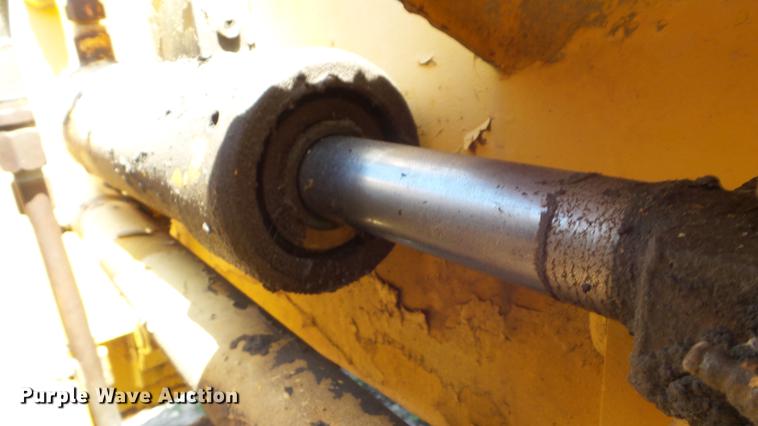 image for item DZ9980 Galion KC10 crane