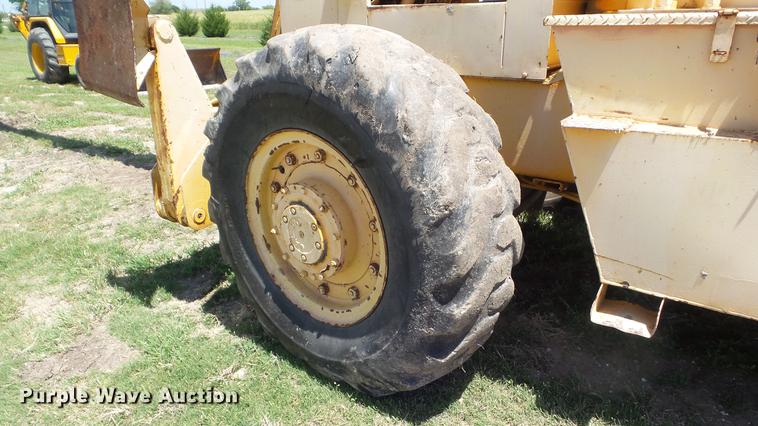 image for item DZ9980 Galion KC10 crane