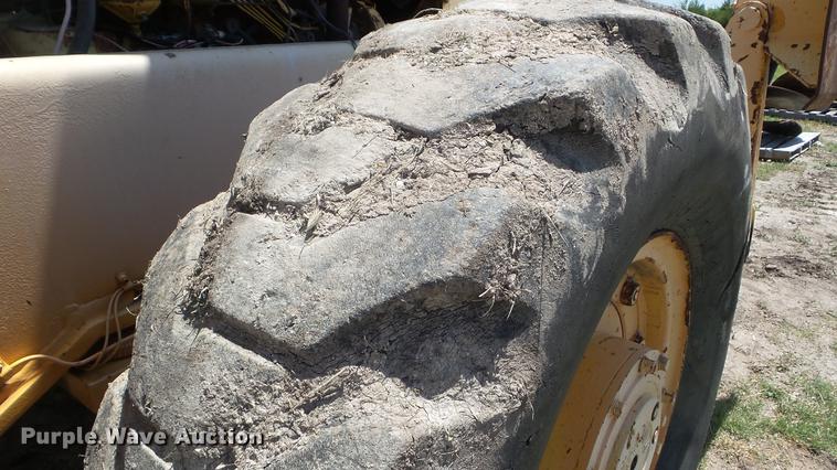 image for item DZ9980 Galion KC10 crane